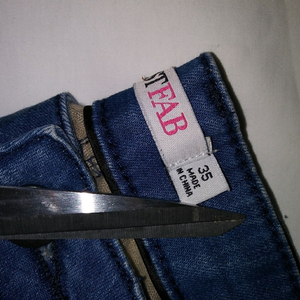 🙌BOGO🙌$18🙌PLUS DENIM & LEATHER BACK JEANS - Picture 4 of 8